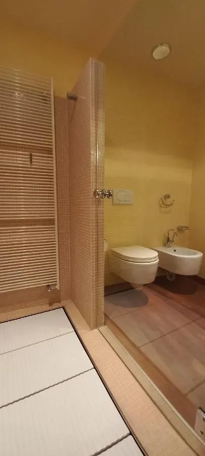 Daisy Apartment In Centro A Côme Italia