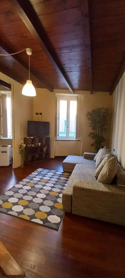 Daisy Apartment In Centro A كومو 0*,  إيطاليا