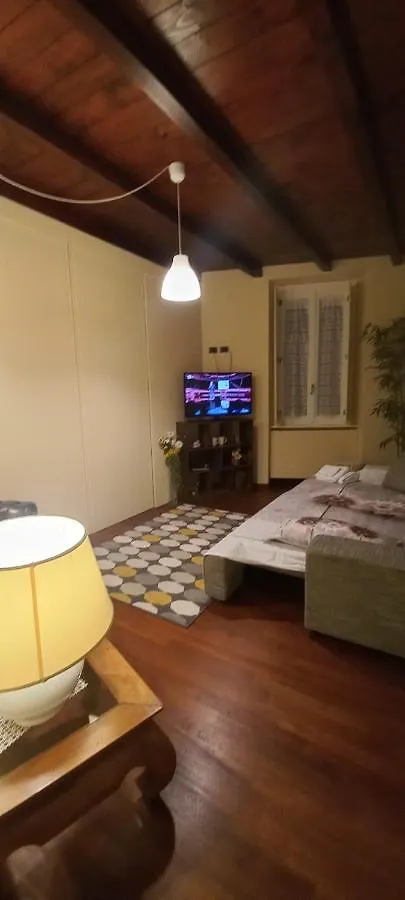 Daisy Apartment In Centro A كومو إيطاليا